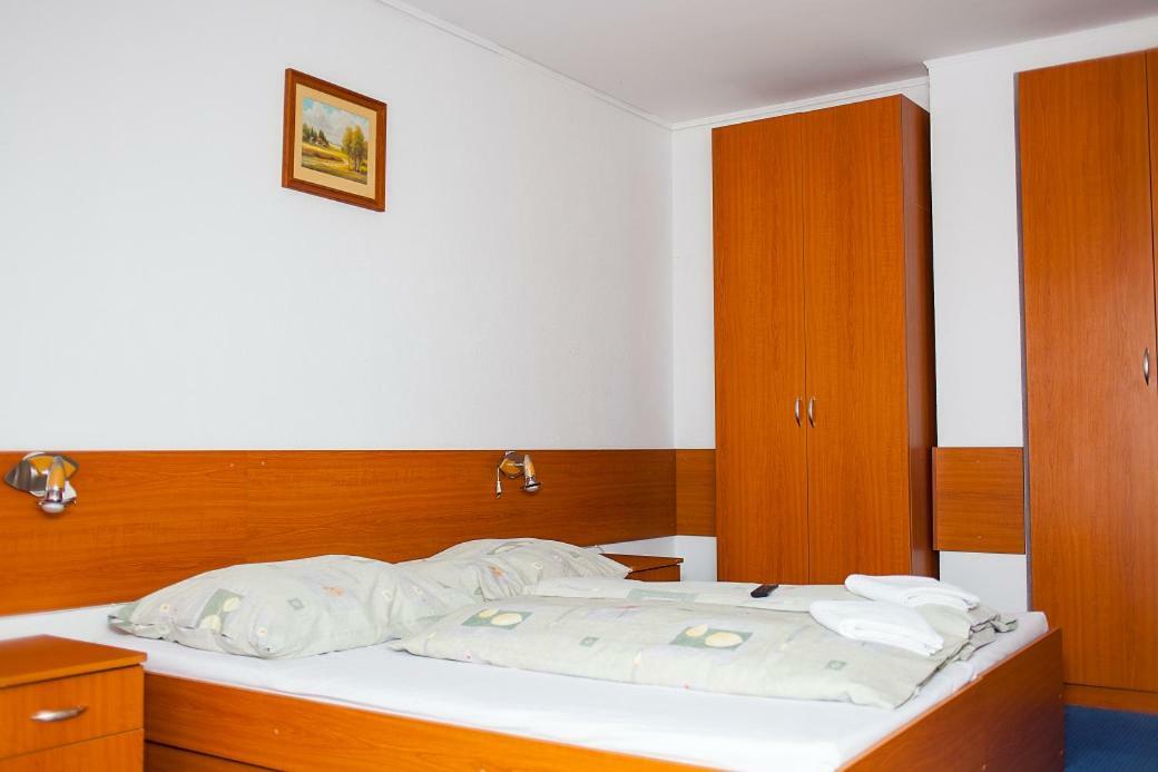 Penzion Centrum Oravsky Biely Potok Exterior foto